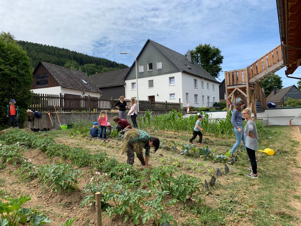 PHOTO-2020-08-21-20-43-01